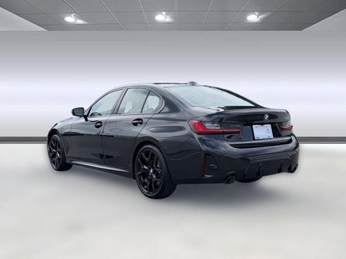 Black Sapphire Metallic 2026 BMW 330 330i