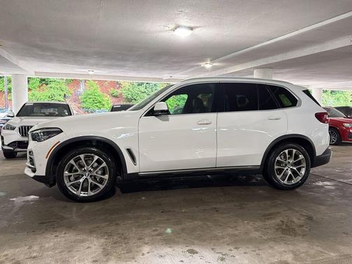 Alpine White 2020 BMW X5 sDrive40i