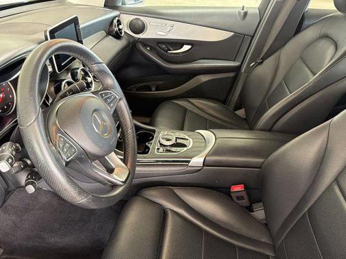 2019 Mercedes-Benz GLC 300 Base