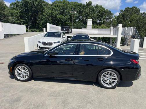 2025 BMW 330 i xDrive