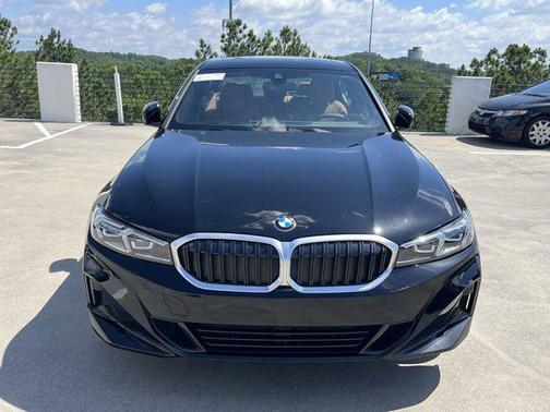 2025 BMW 330 i xDrive