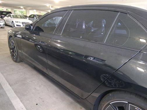 2024 BMW 740 i