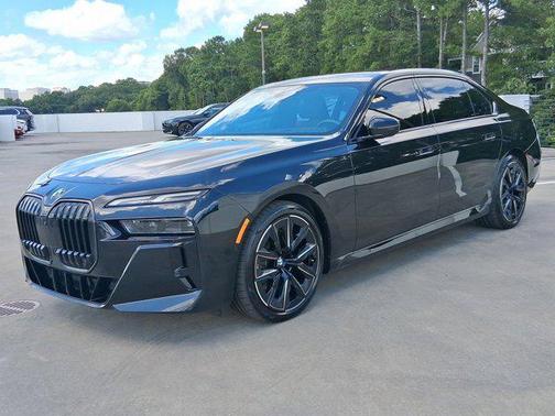 2024 BMW 740 i