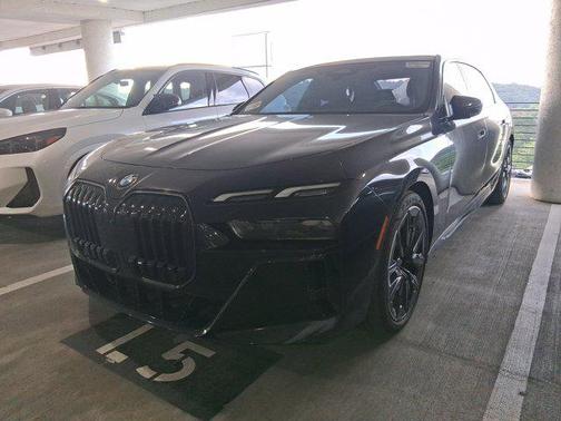 2024 BMW 740 i