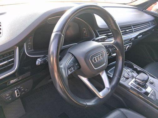 2017 Audi Q7 3.0T Premium