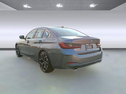 2025 BMW 330 i