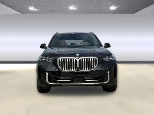 Black Sapphire Metallic 2026 BMW X5 xDrive40i