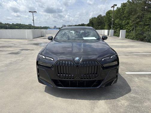 2025 BMW i7 xDrive60