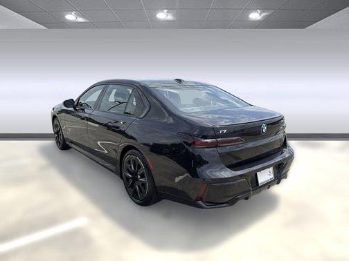 2025 BMW i7 xDrive60