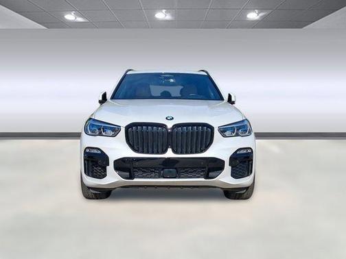 2021 BMW X5 M50i