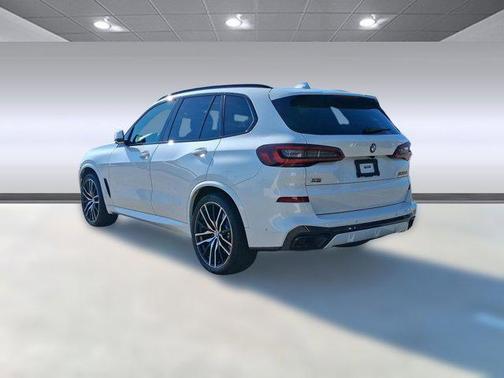 2021 BMW X5 M50i