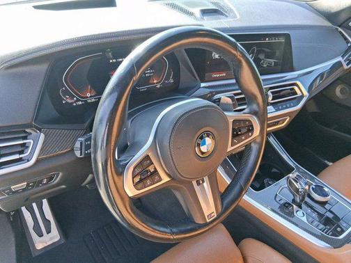 2021 BMW X5 M50i