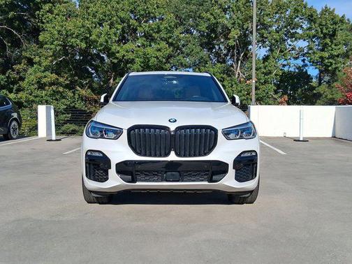 2021 BMW X5 M50i