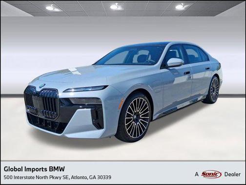 2026 BMW 750e i xDrive