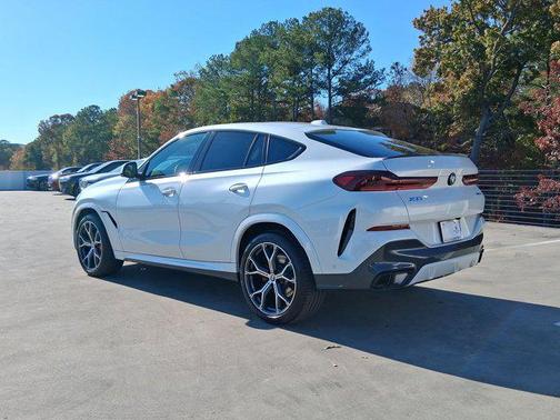 2024 BMW X6 xDrive40i