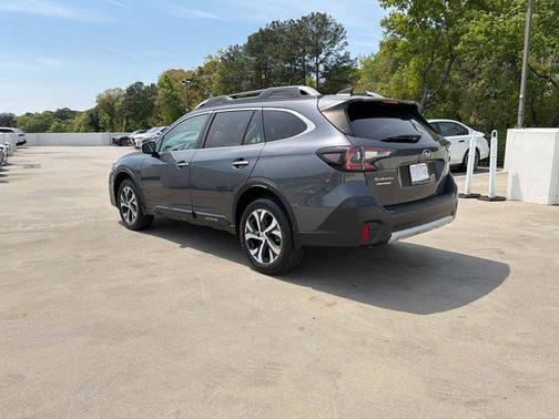 2022 Subaru Outback Touring XT