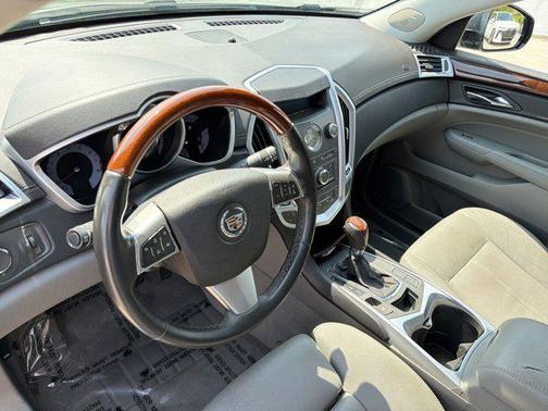 2010 Cadillac SRX Luxury Collection