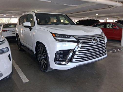 2023 Lexus LX 600 Luxury