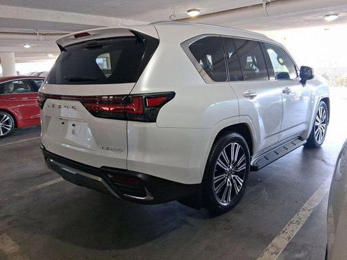 2023 Lexus LX 600 Luxury
