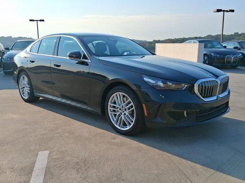 2025 BMW 530 i