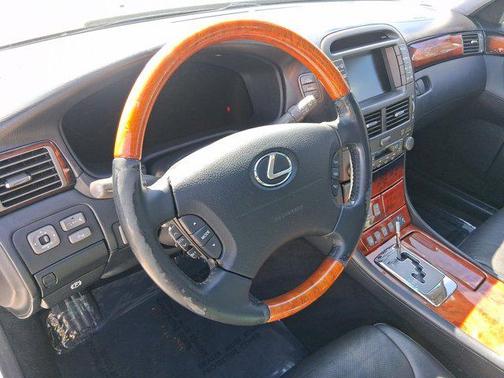 2004 Lexus LS 430 Base