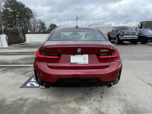 2025 BMW 330 i