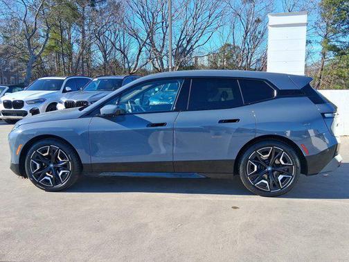 2022 BMW iX xDrive50
