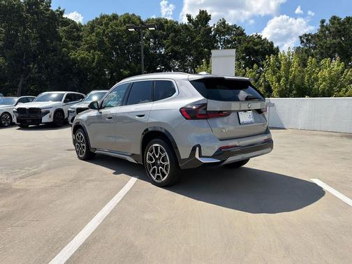 Space Silver Metallic 2026 BMW X1 xDrive28i