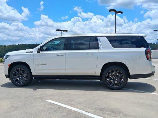 2024 Chevrolet Suburban 4WD High Country