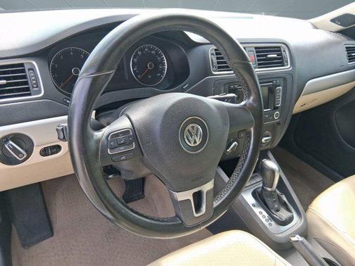 2012 Volkswagen Jetta SEL