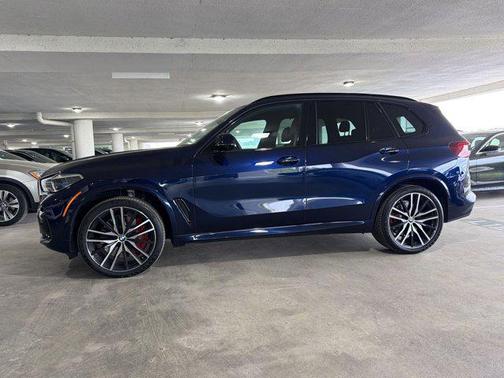 Tanzanite Blue II Metallic 2023 BMW X5 M50i