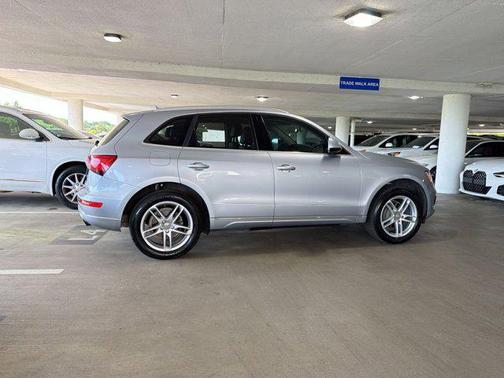 Silver 2016 Audi Q5 2.0T Premium Plus