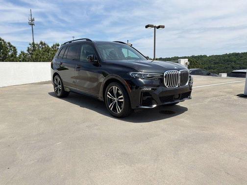 Black Sapphire Metallic 2019 BMW X7 xDrive40i