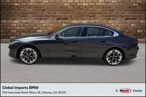 2025 BMW i5 eDrive40