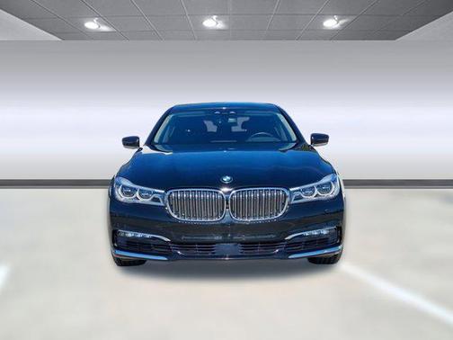 2017 BMW 750 i xDrive