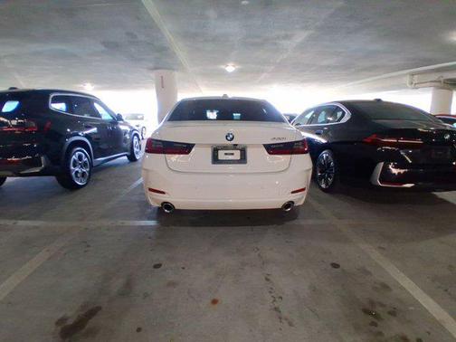 2025 BMW 330 330i Sedan