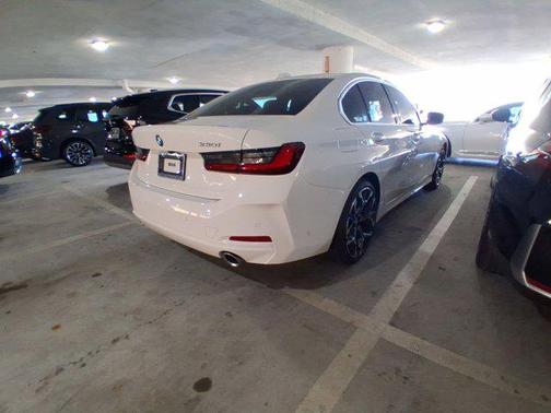 2025 BMW 330 330i Sedan