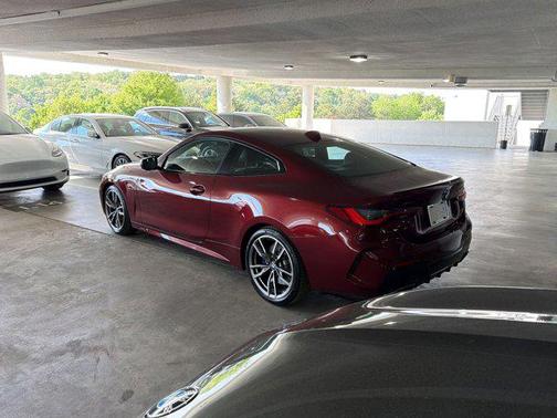 Aventurin Red Metallic 2022 BMW M440 i xDrive