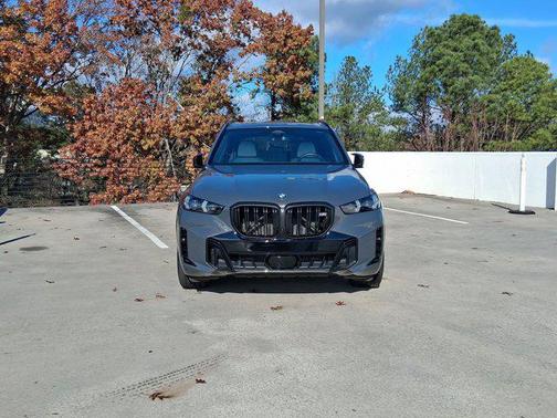 2025 BMW X5 M60i
