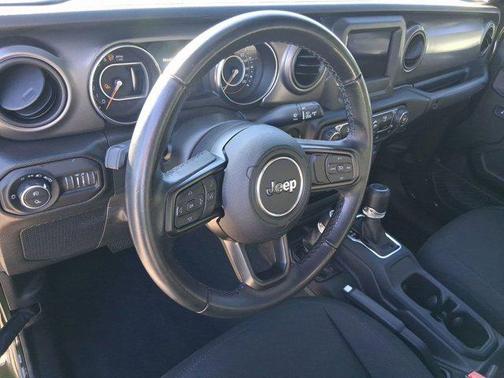 2022 Jeep Gladiator Sport S