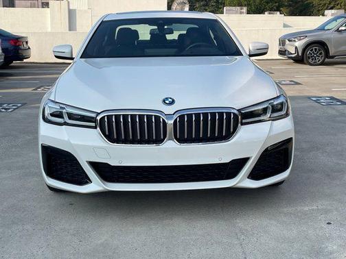 2022 BMW 530e Base
