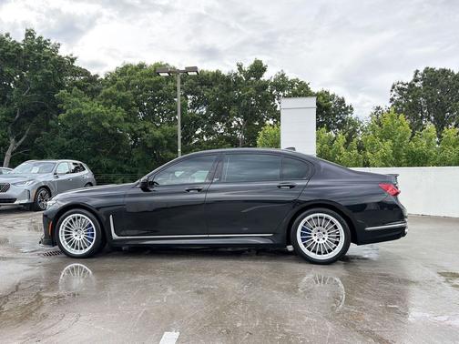 Black Sapphire Metallic 2020 BMW ALPINA B7 xDrive