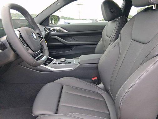 Mineral White Metallic 2026 BMW 430 i