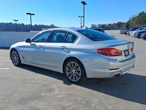 2019 BMW 540 540i