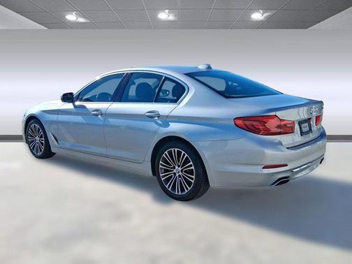 2019 BMW 540 540i