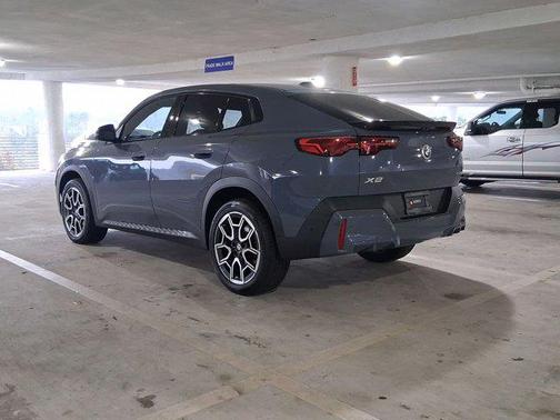 2025 BMW X2 xDrive28i