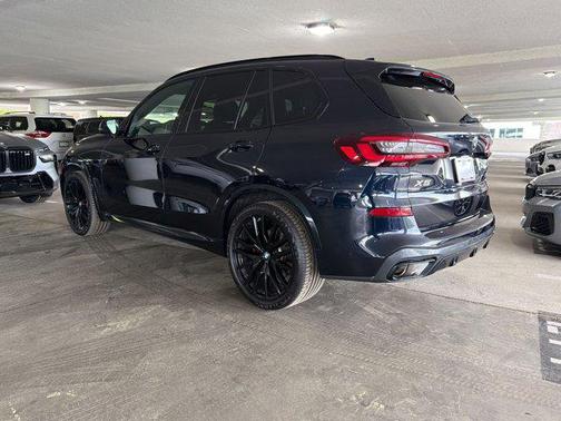 Carbon Black Metallic 2023 BMW X5 xDrive40i