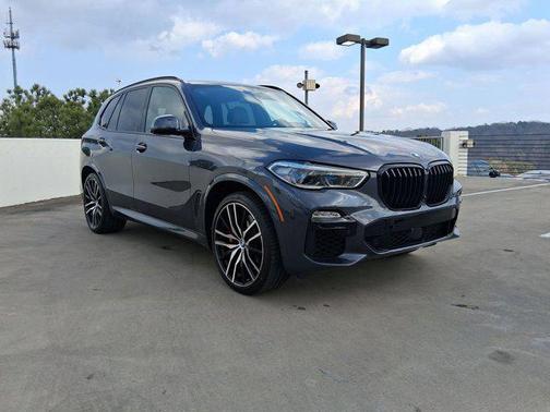2021 BMW X5 M50i