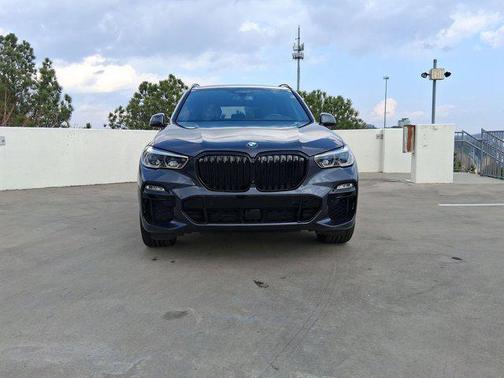 2021 BMW X5 M50i