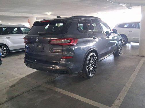 2021 BMW X5 M50i